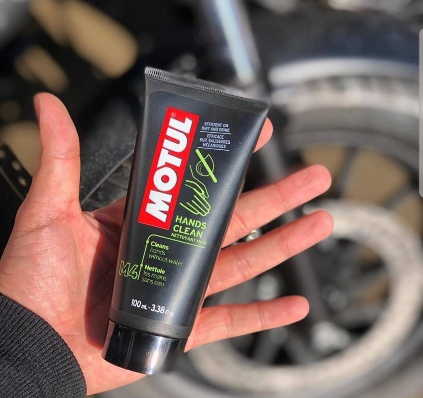 Крем для сухого очищення рук MOTUL M4 HANDS CLEAN 100 мл