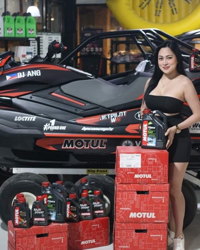 Масло для водного транспорту MOTUL POWERJET 4T SAE 10W40 4 л