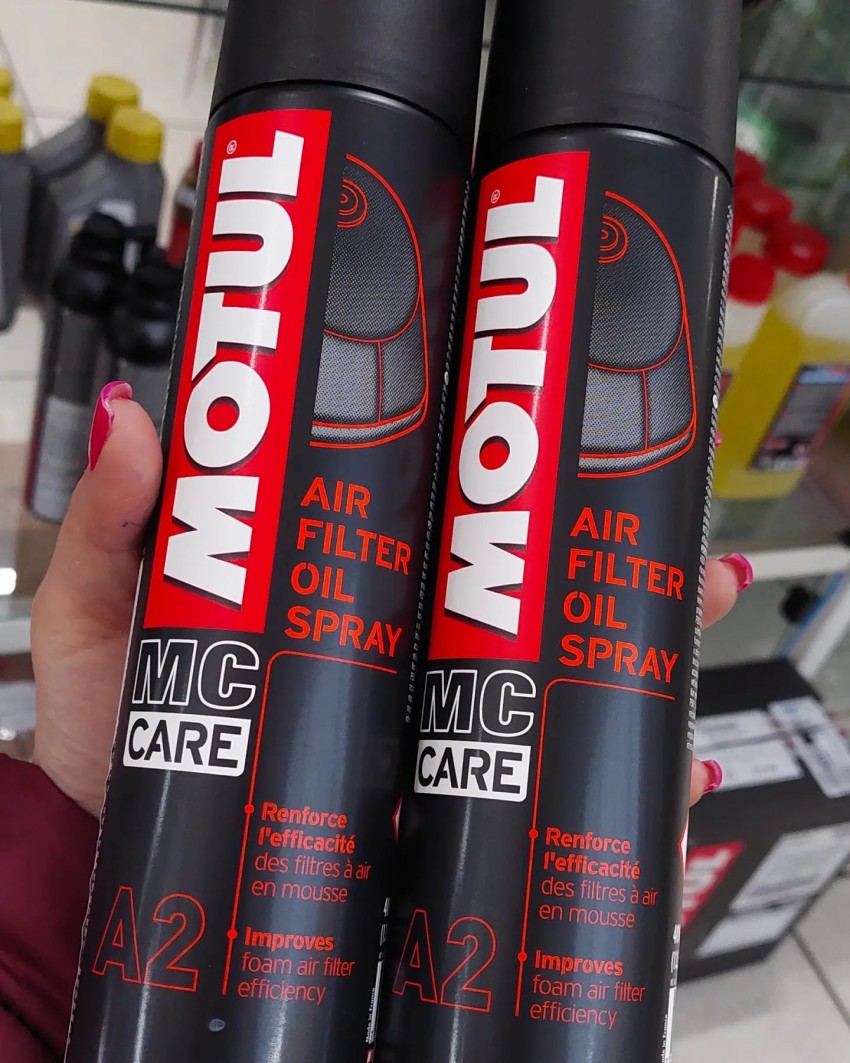 Очисник повітряного фільтра MOTUL A2 AIR FILTER OIL SPRAY