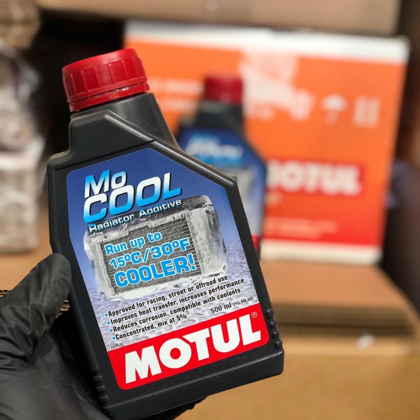 Додаток до антифриза MOTUL MOCOOL® 0.5 літри