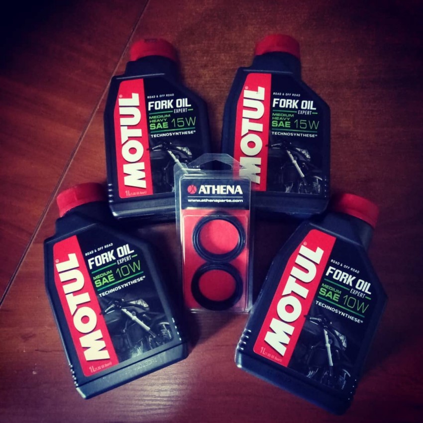 Масло вилочне для мотоциклів MOTUL FORK OIL FACTORY LINE 10W