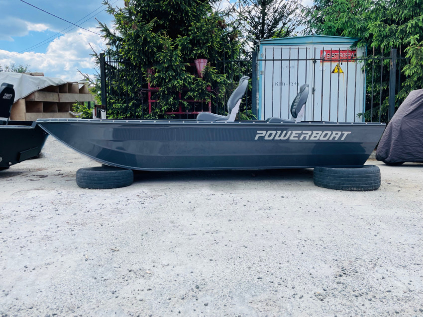 Powerboat 420 Tiller  (просимо уточнювати вартість)