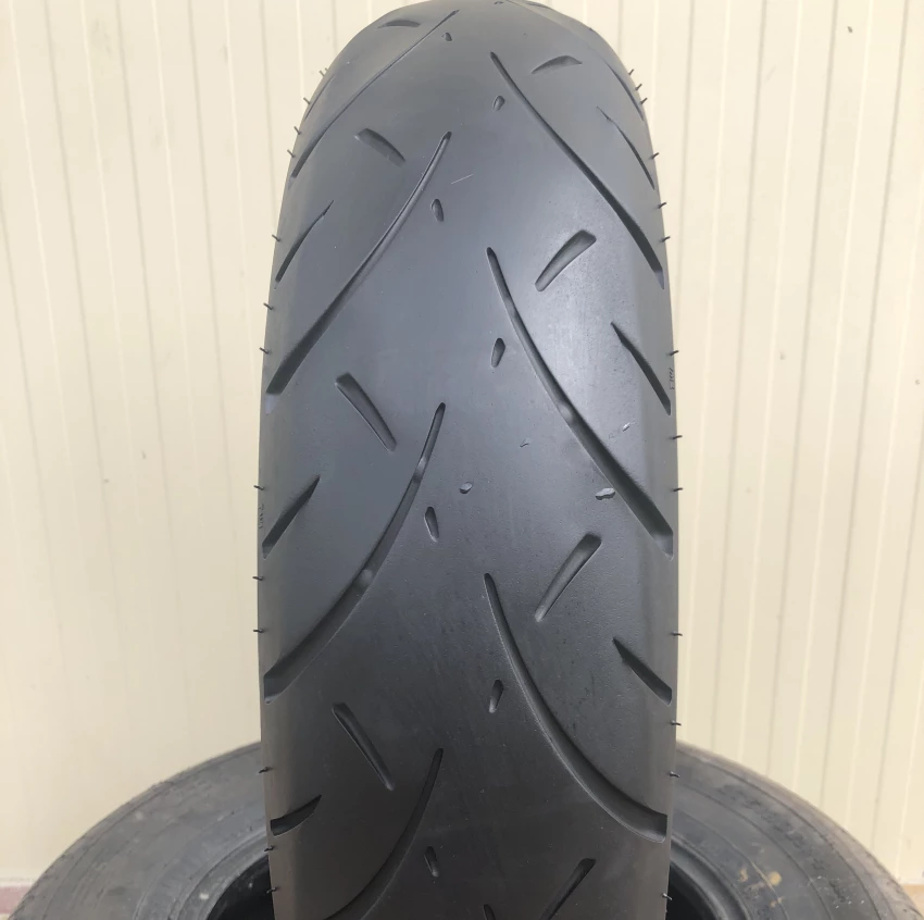 140/90 R15 мотошини 140 90 B15 шини для мото б/в ризина б/у